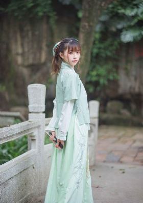 六个瑞典女孩在滑雪场